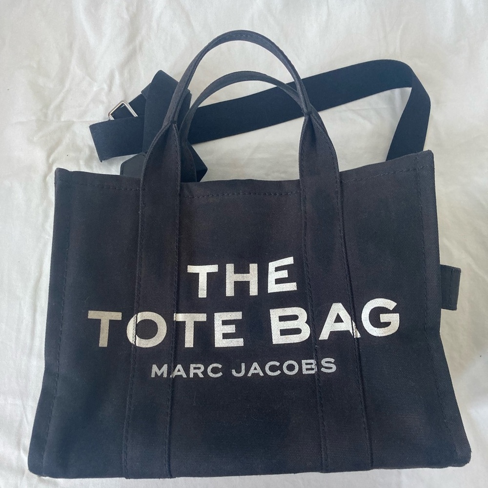 Marc Jacobs Medium Tote Bag - Picture 4 of 11